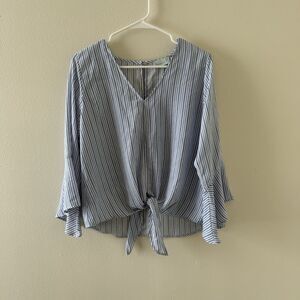 Veronica M. Women’s Blue White Striped Blouse Top Knotted Front Closet Staple M